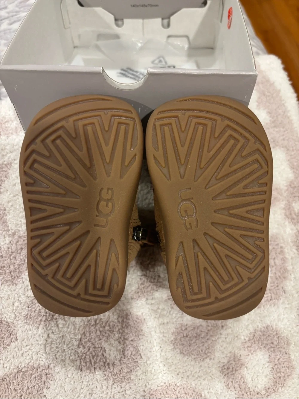 UGG Kids Chestnut Suede Lace-Up Ankle Boots with Red Accents